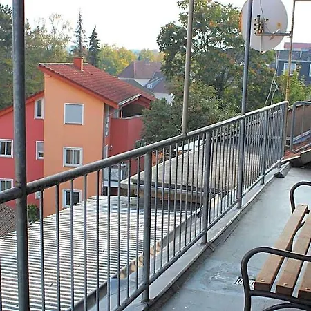 מלון דירות Ferienwohnung וזל